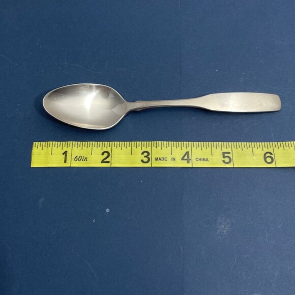 Vtg Oneida Community Paul Revere Dinner Spoons Teaspoons Set 7 Stainless Steel - Picture 5 of 6